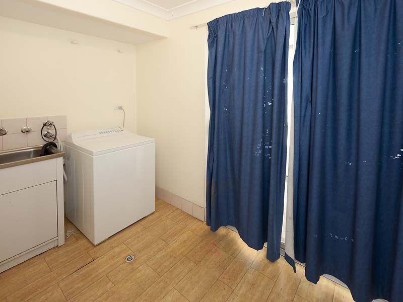 15 Golden Crescent, High Wycombe WA 6057