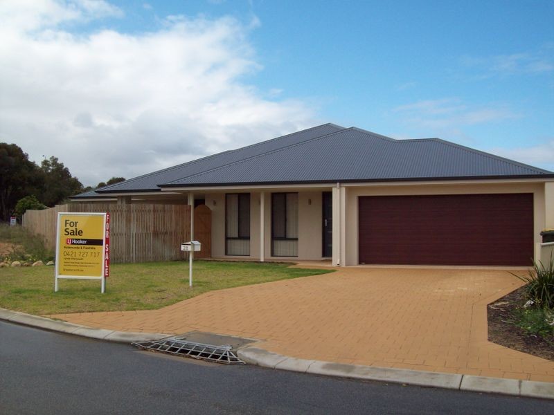 28 Agraulia Crt, High Wycombe WA 6057