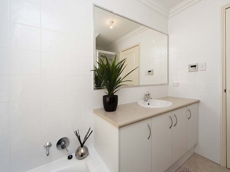 10b Epping Court, High Wycombe WA 6057