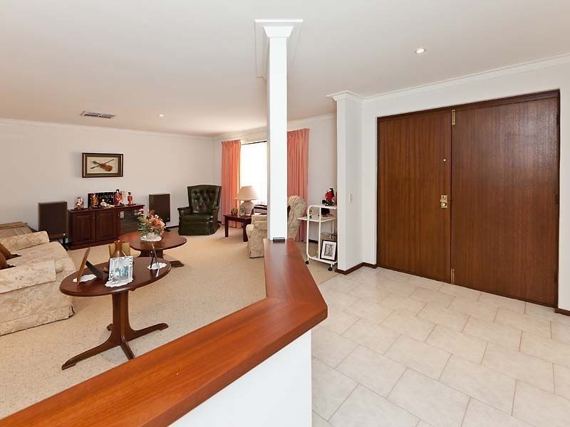 6 Tom Millar Close, Kalamunda WA 6076