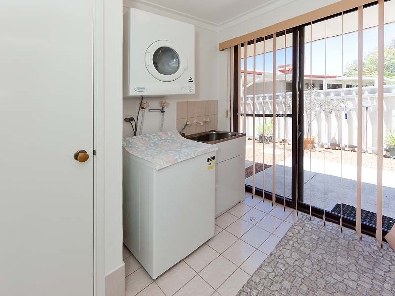 6 Tom Millar Close, Kalamunda WA 6076