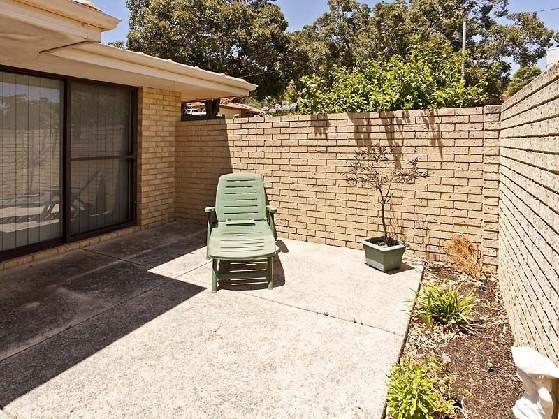 6 Tom Millar Close, Kalamunda WA 6076