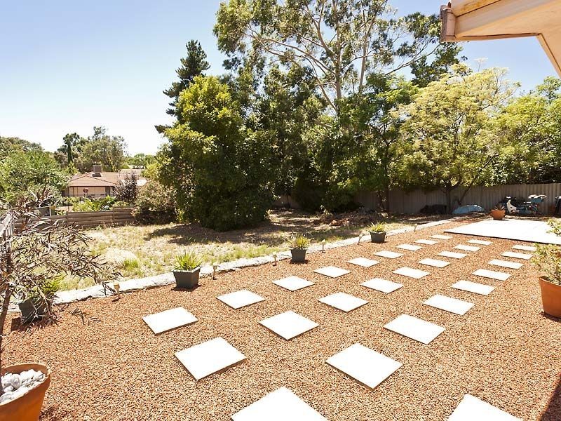 6 Tom Millar Close, Kalamunda WA 6076