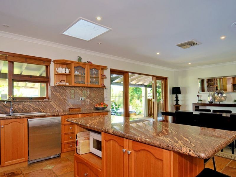59 Zamia Road, Gooseberry Hill WA 6076