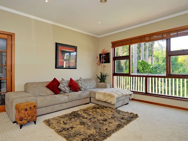 59 Zamia Road, Gooseberry Hill WA 6076