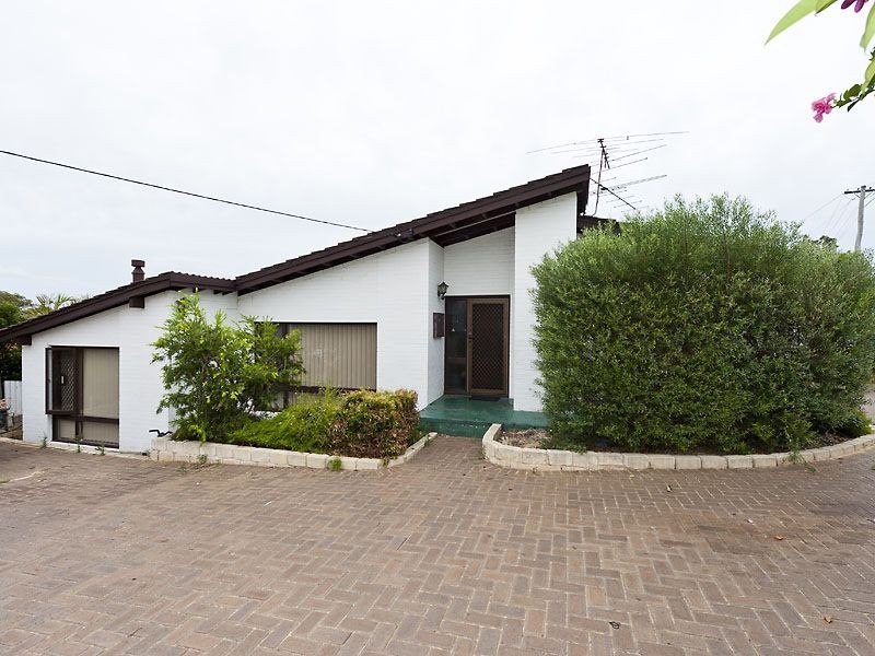 28 Lucich Street, Kelmscott WA 6111