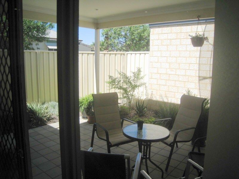 1/37 Hooley Road, Midland WA 6056