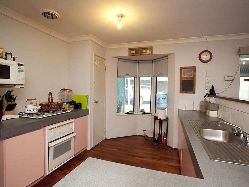 5 Bodney Court, High Wycombe WA 6057