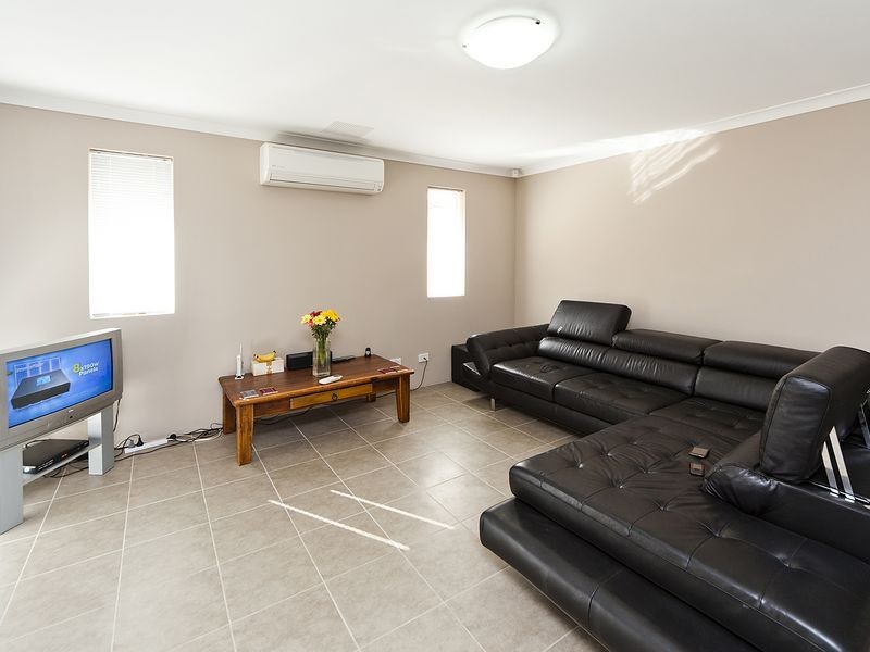 3/24 Larwood Crescent, High Wycombe WA 6057