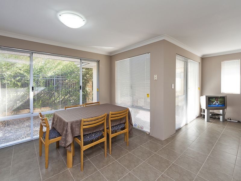 3/24 Larwood Crescent, High Wycombe WA 6057