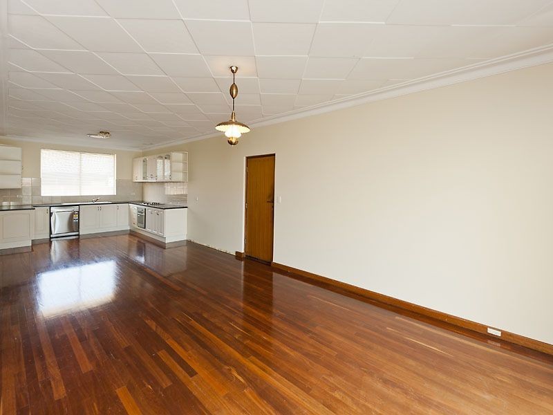 20 Newburn Road, High Wycombe WA 6057