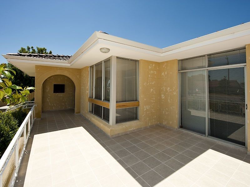 20 Newburn Road, High Wycombe WA 6057