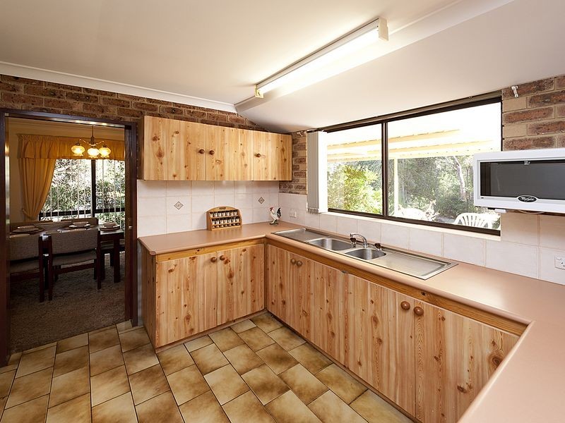 19 Landers Road, Lesmurdie WA 6076