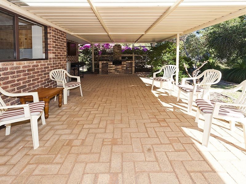 19 Landers Road, Lesmurdie WA 6076