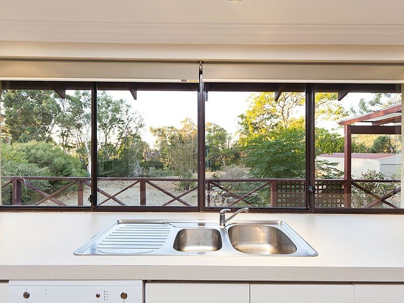 7 Hillside Crescent, Gooseberry Hill WA 6076