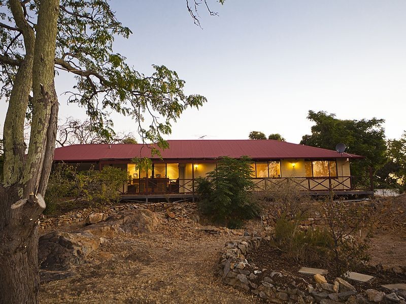 7 Hillside Crescent, Gooseberry Hill WA 6076