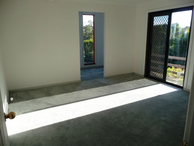 40 Watsonia Road, Gooseberry Hill WA 6076