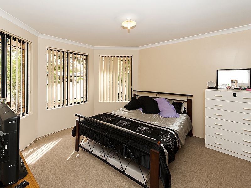24 Amethyst Place, Maida Vale WA 6057