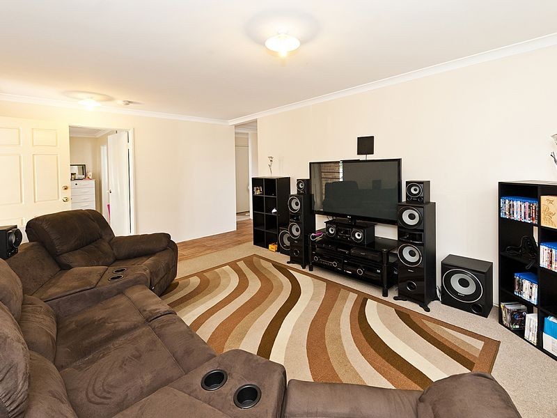 24 Amethyst Place, Maida Vale WA 6057