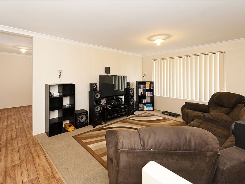 24 Amethyst Place, Maida Vale WA 6057