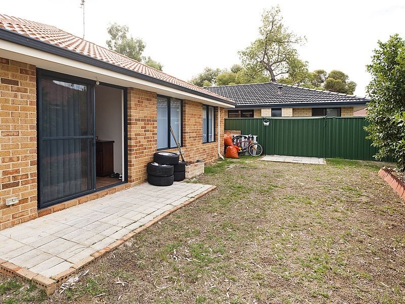 24 Amethyst Place, Maida Vale WA 6057