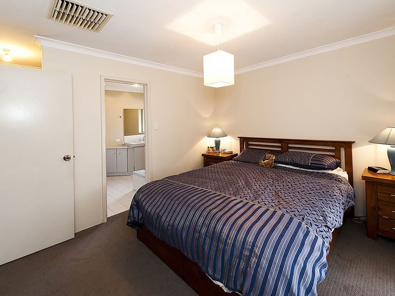 4 Lemon Court, High Wycombe WA 6057