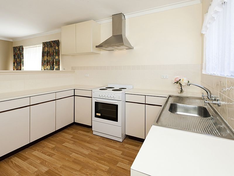 7 Netherwood Road, High Wycombe WA 6057