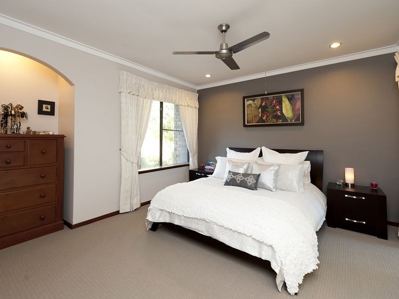 3 Irwin Place, Maida Vale WA 6057