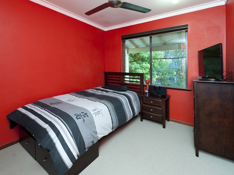 3 Irwin Place, Maida Vale WA 6057
