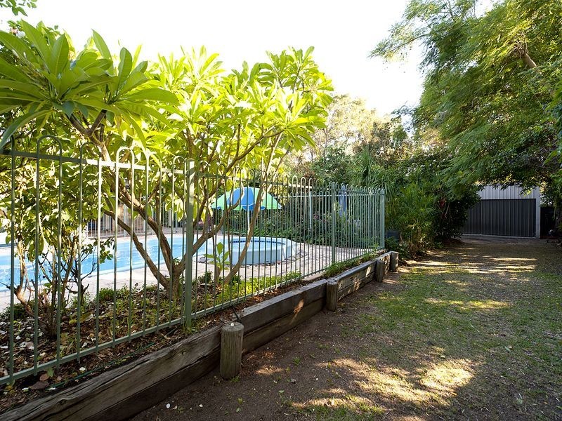3 Irwin Place, Maida Vale WA 6057