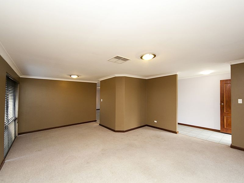 3 Sharpe Way, High Wycombe WA 6057