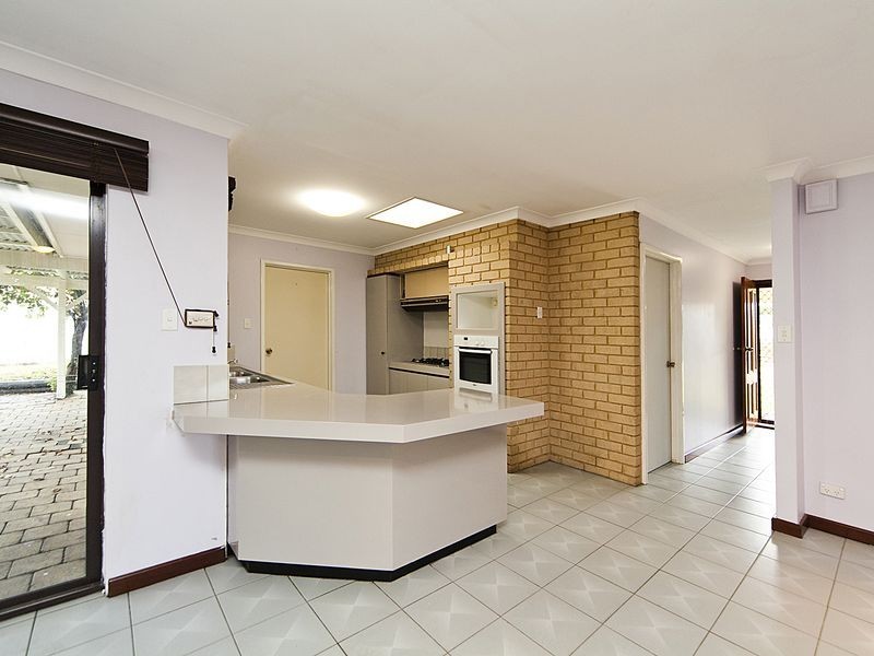 3 Sharpe Way, High Wycombe WA 6057