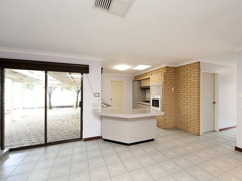 3 Sharpe Way, High Wycombe WA 6057