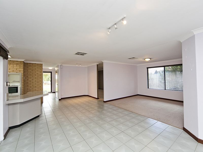 3 Sharpe Way, High Wycombe WA 6057