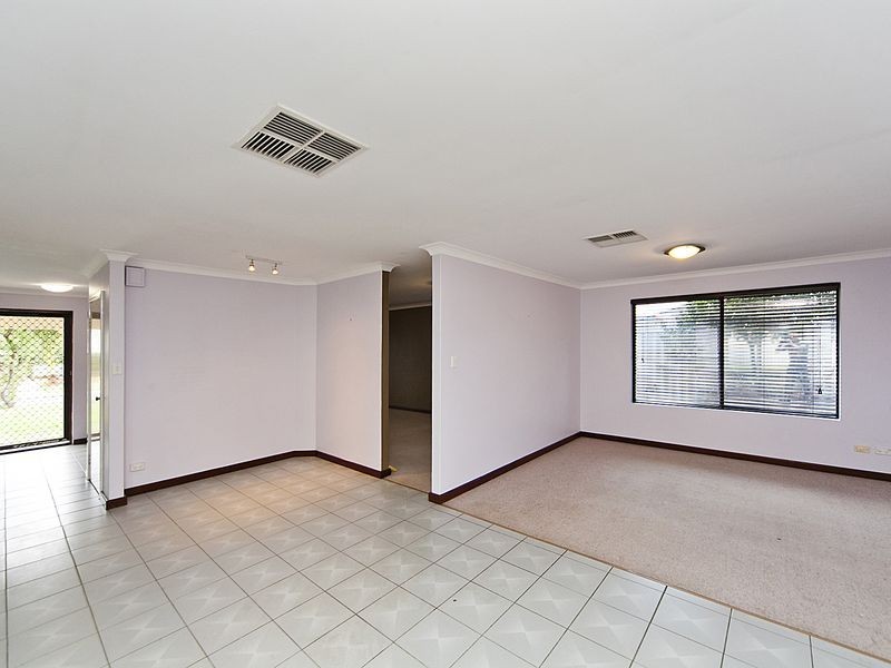 3 Sharpe Way, High Wycombe WA 6057