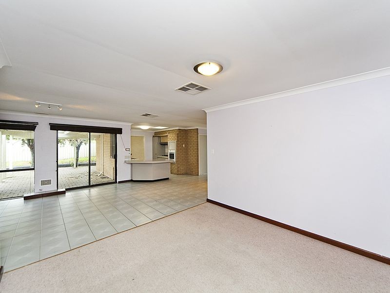 3 Sharpe Way, High Wycombe WA 6057