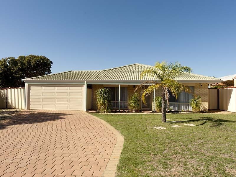 27 Russell Road, Maida Vale WA 6057