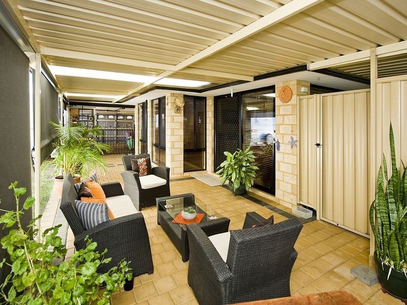 13 Myerson Crescent, Maida Vale WA 6057