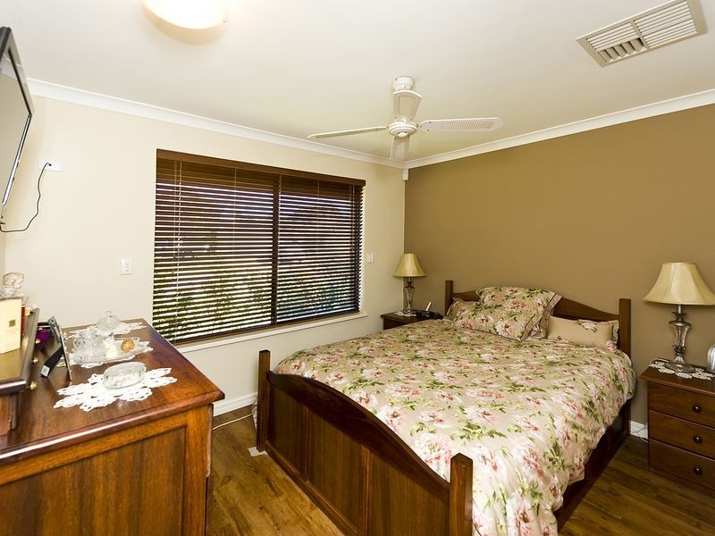 13 Myerson Crescent, Maida Vale WA 6057