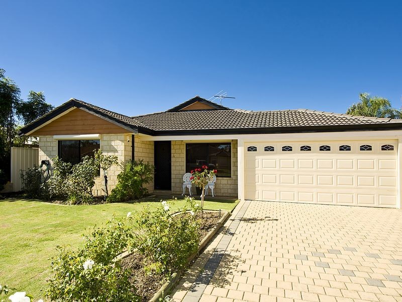 13 Myerson Crescent, Maida Vale WA 6057