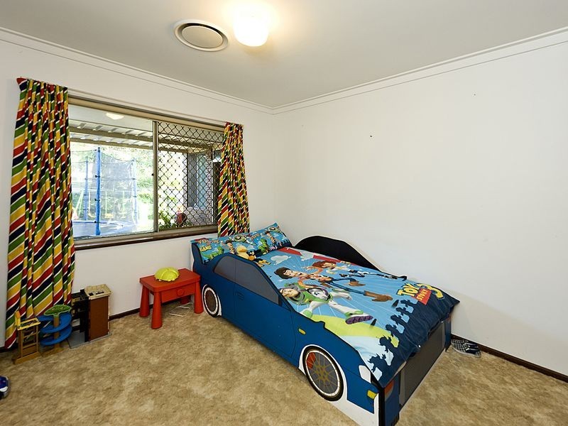 7 Casuarina Road, Maida Vale WA 6057