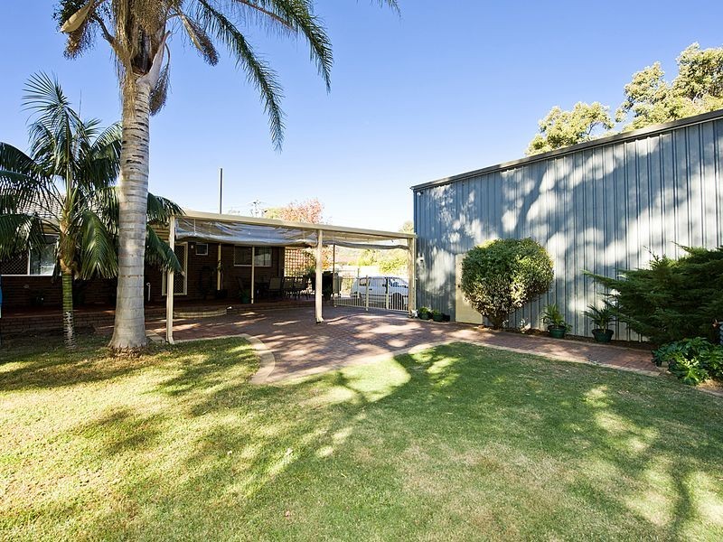 7 Casuarina Road, Maida Vale WA 6057