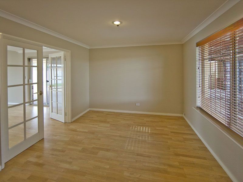 13 Littlefield Road, High Wycombe WA 6057