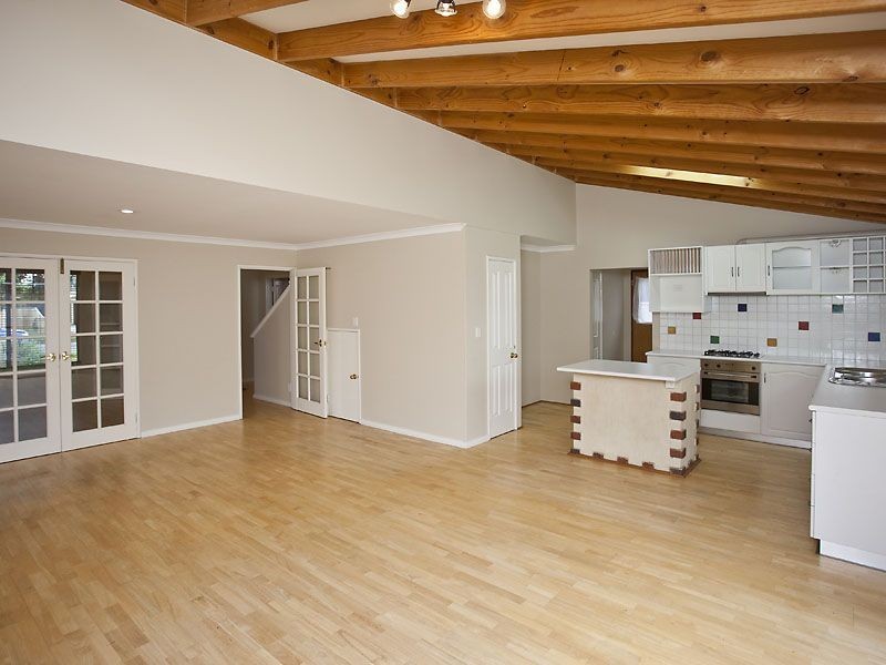 13 Littlefield Road, High Wycombe WA 6057