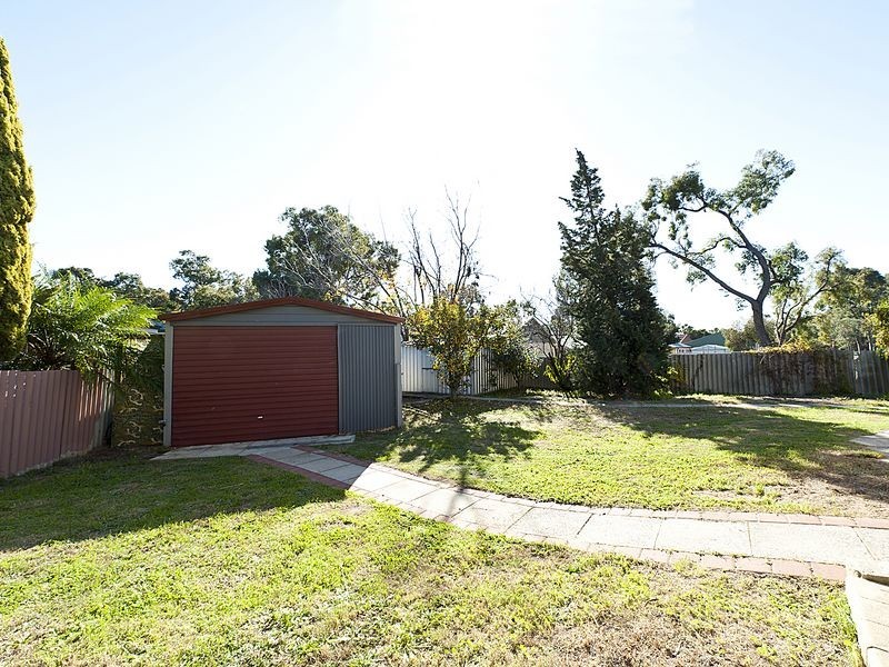 51 Bugendore Street, Maida Vale WA 6057