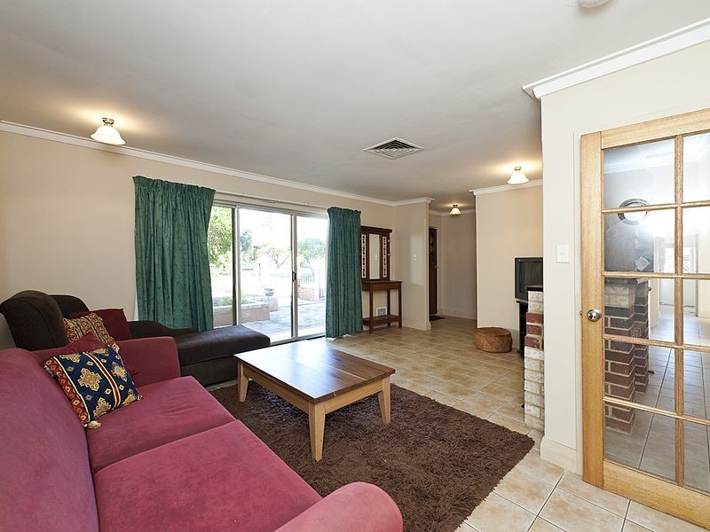 51 Bugendore Street, Maida Vale WA 6057