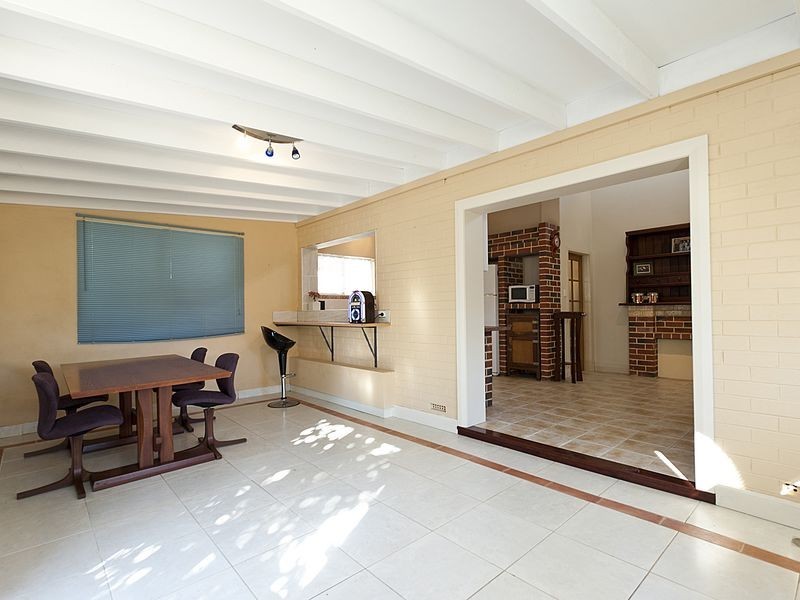 51 Bugendore Street, Maida Vale WA 6057