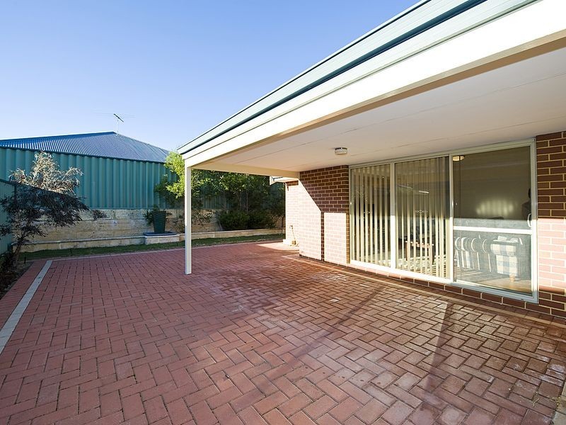 27 Fleet Circle, High Wycombe WA 6057