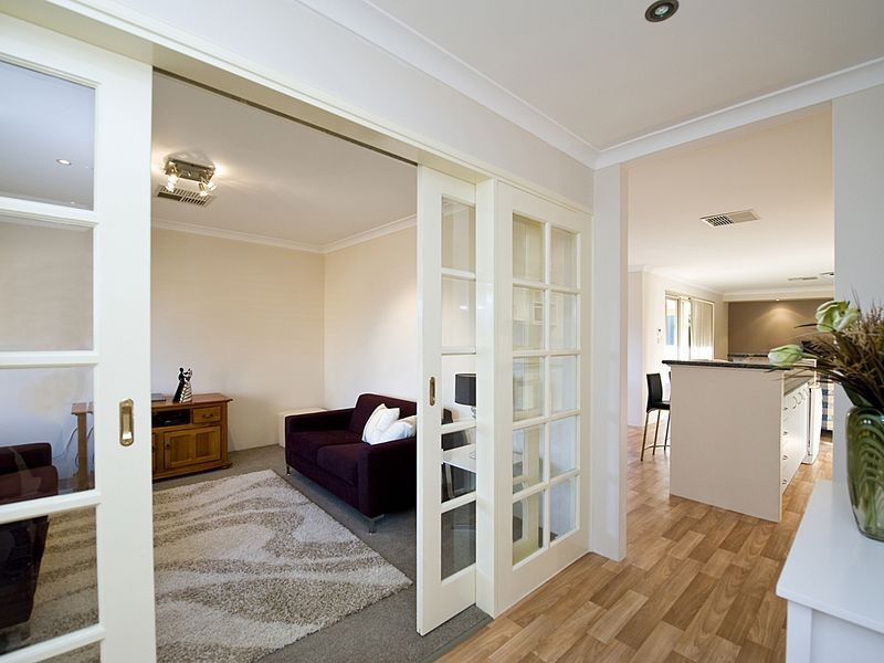 27 Fleet Circle, High Wycombe WA 6057