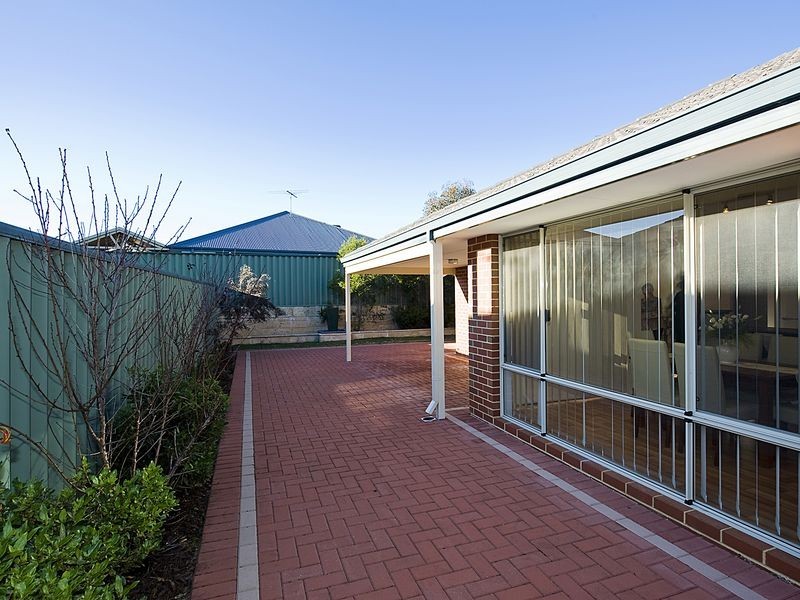 27 Fleet Circle, High Wycombe WA 6057